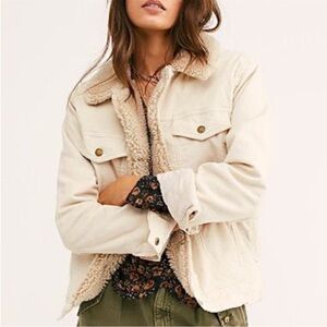 SOLD 🐏 Rolla’s Corduroy Sherpa Jacket S